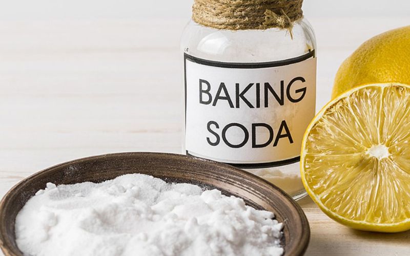 tẩy cặn máy pha cà phê bằng baking soda