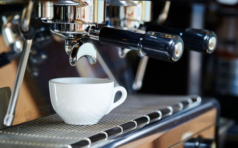 vì sao nên tẩy cặn máy pha cà phê