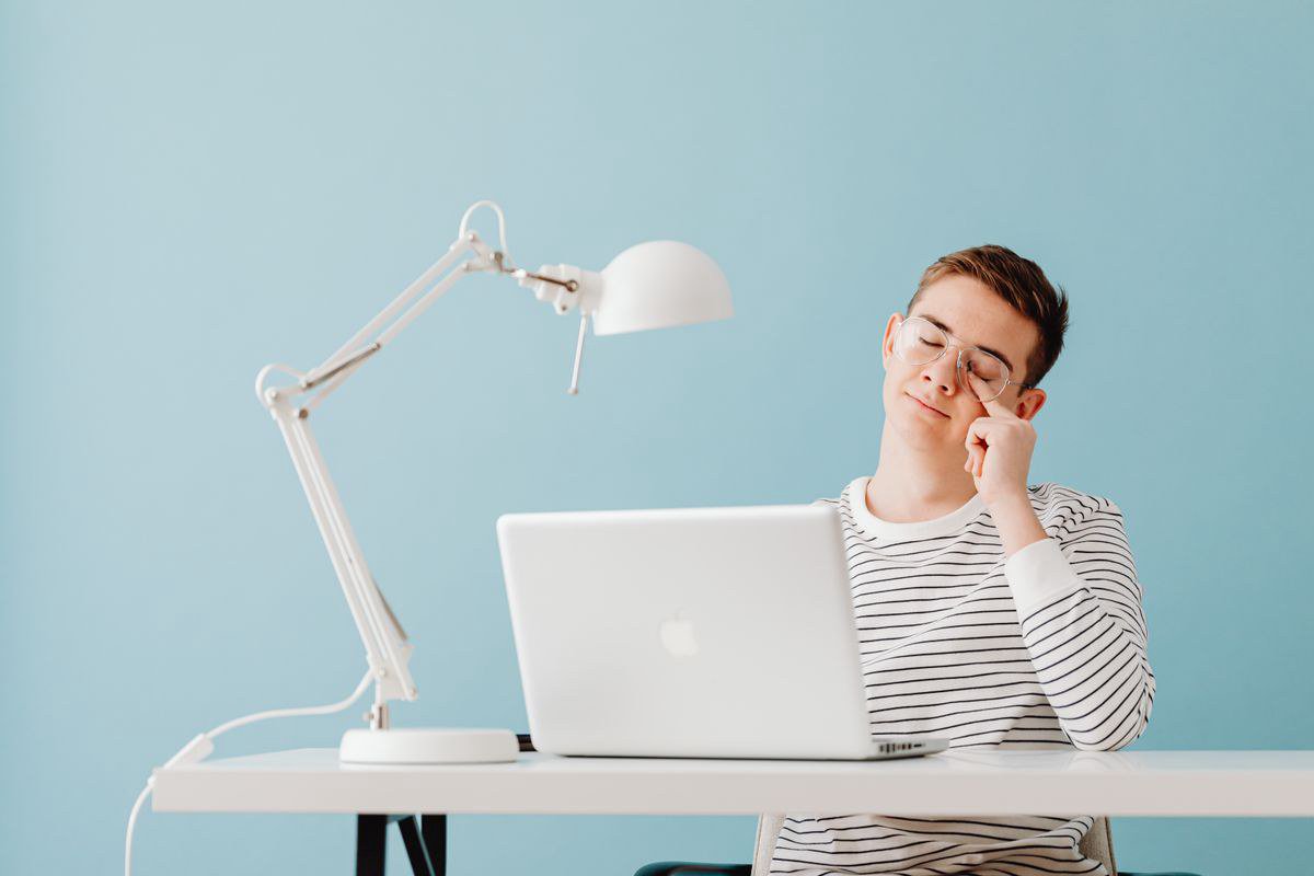 Duy trì sức khỏe cổ vai gáy cho dân IT về lâu dài
