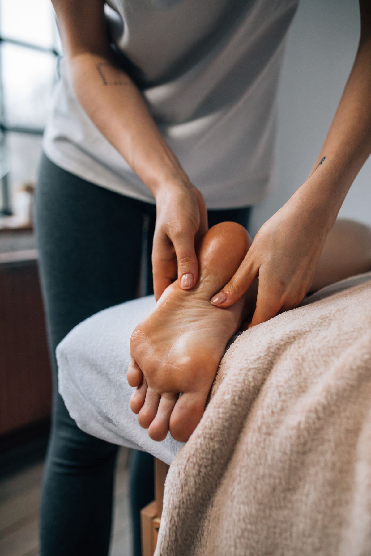 Nghịch lý của dân Tech: Ngồi cả ngày trước máy tính nhưng đôi chân vẫn mệt mỏi Nghịch lý của dân Tech: Ngồi cả ngày trước máy tính nhưng đôi chân vẫn mệt mỏi