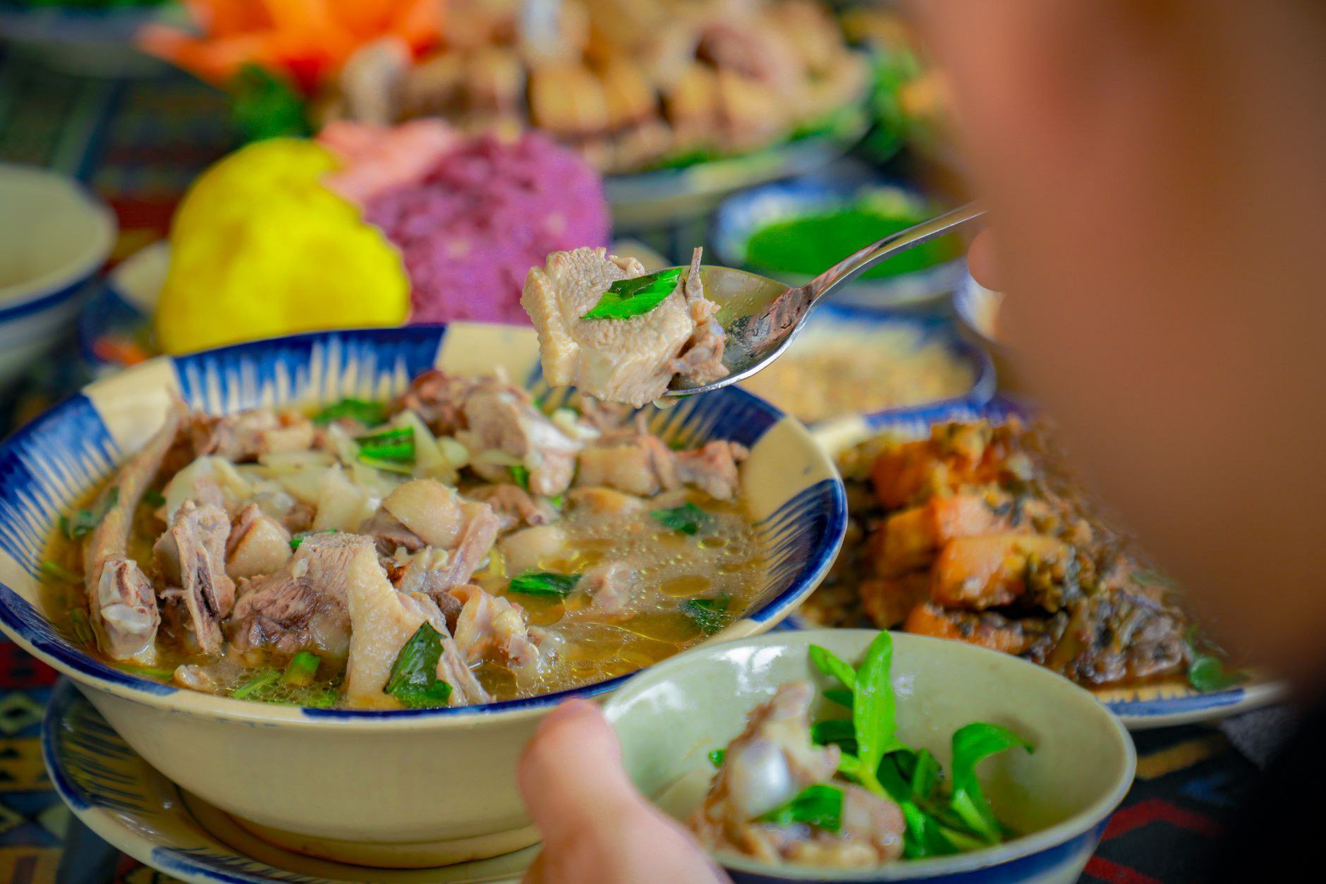 Ẩm thực địa phương: hương vị không nằm trong thực đơn nhà hàng